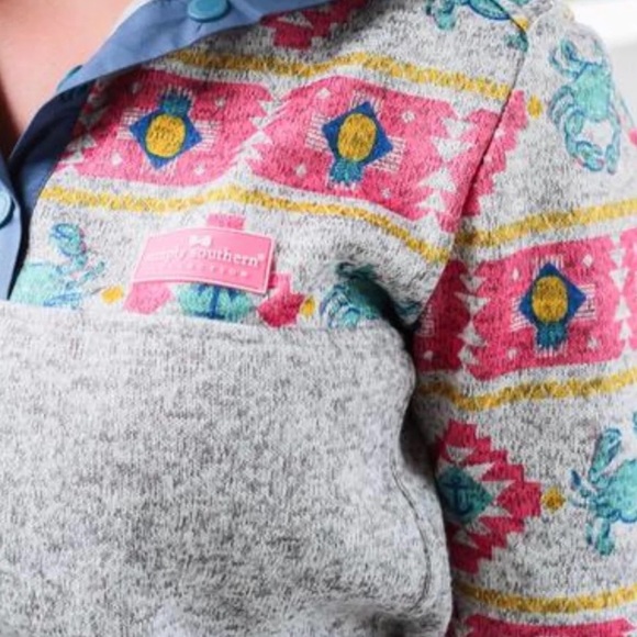 🎀 Simply Southern Knit  Pullover Crab Pineapple - Picture 4 of 5